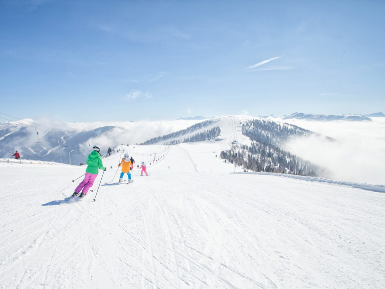 103 Pistenkilometer Skifahrer in Kärnten